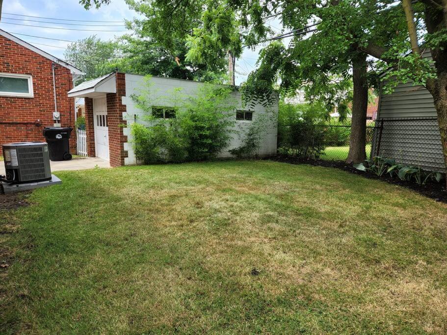 Cozy House Near Lake Erie, 10 Minutes To Downtown. Cleveland Dış mekan fotoğraf